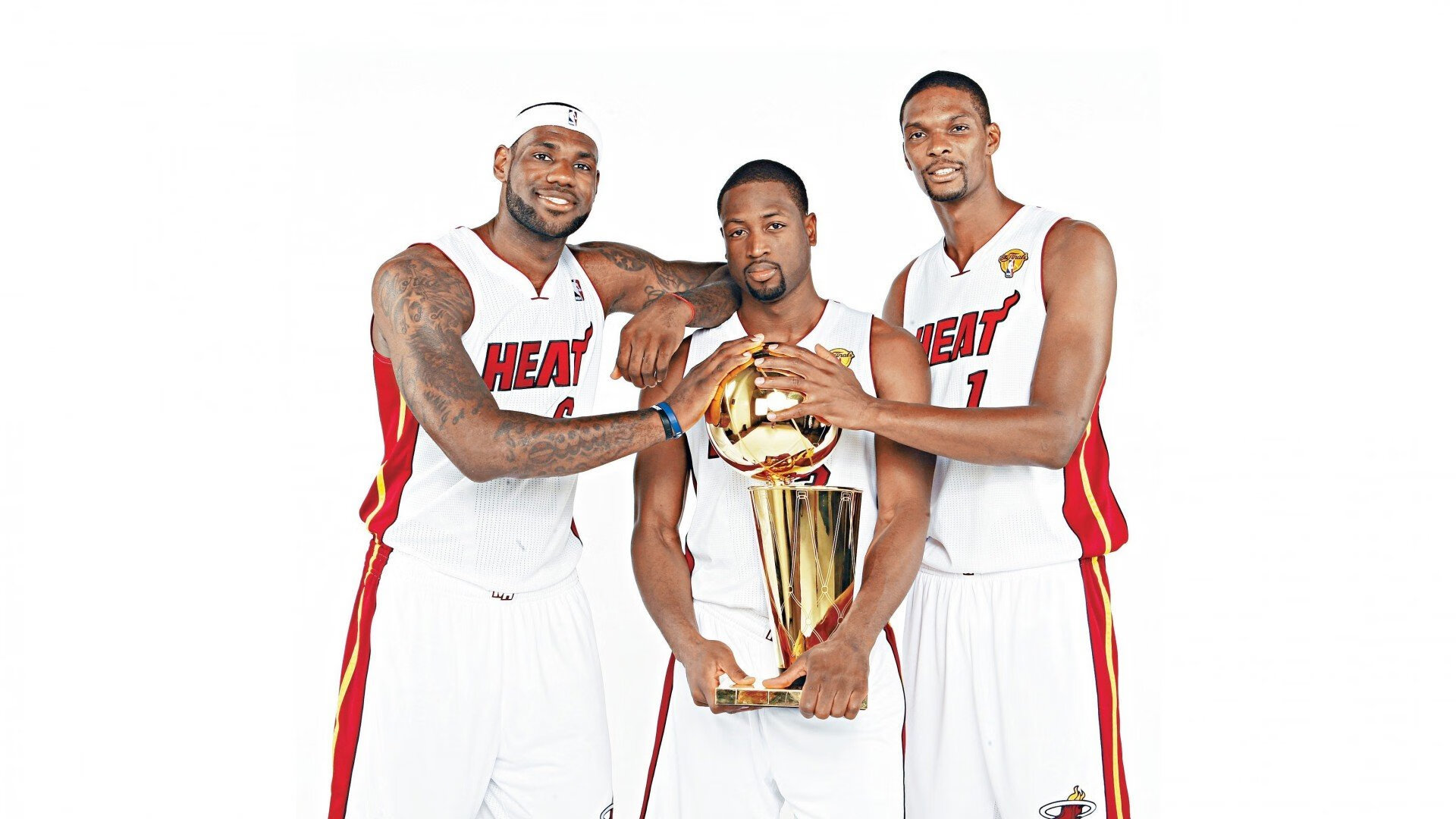 铁蹄踏北境，孤星耀费城，当横扫成为公牛的勋章，哈登正重写领袖的定义